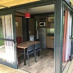 مكان تخييم Zecamping 4 Etoiles Animaux Acceptes Tennis Piscine Couverte 4*