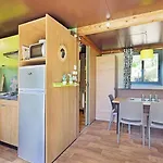 Zecamping 4 Etoiles Animaux Acceptes Tennis Piscine Couverte 4*