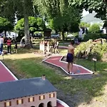 Zecamping 4 Etoiles Animaux Acceptes Tennis Piscine Couverte 4*