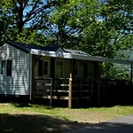 مكان تخييم Zecamping 4 Etoiles Animaux Acceptes Tennis Piscine Couverte