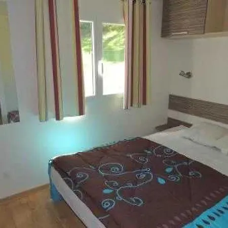 Camping - Piscine - Ccbbdag Vic-sur-Cère