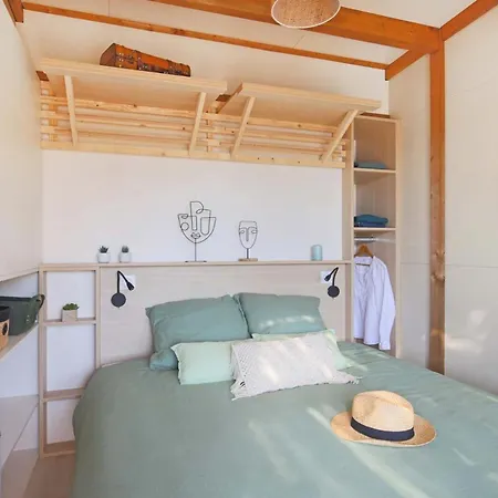 Кемпинг Zecamping 4 Etoiles Animaux Acceptes Tennis Piscine Couverte 4*