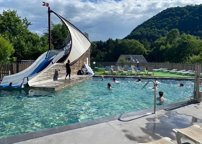 Кемпинг Zecamping 4 Etoiles Animaux Acceptes Tennis Piscine Couverte